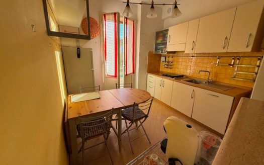 BOL1057 – Appartamento in Vendita a Bologna