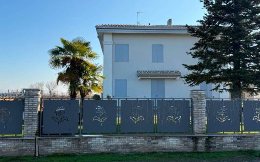 CAS 1101 – Villa in Vendita a Castelfranco Emilia