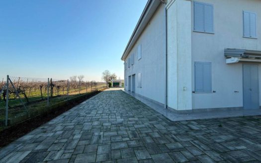 CAS 1101 – Villa in Vendita a Castelfranco Emilia