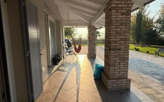 CAS 1101-a – Villa in Vendita a Castelfranco Emilia